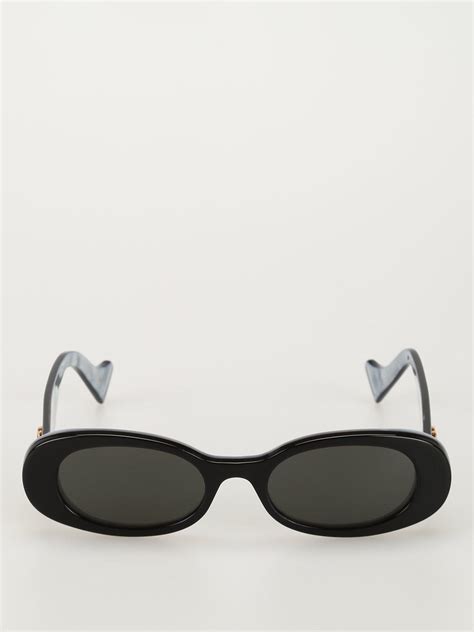 oval frame sunglasses gucci